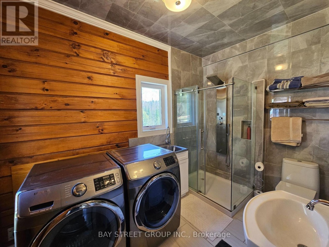 1032 SPRING LAKE ROAD, Bracebridge (Draper)