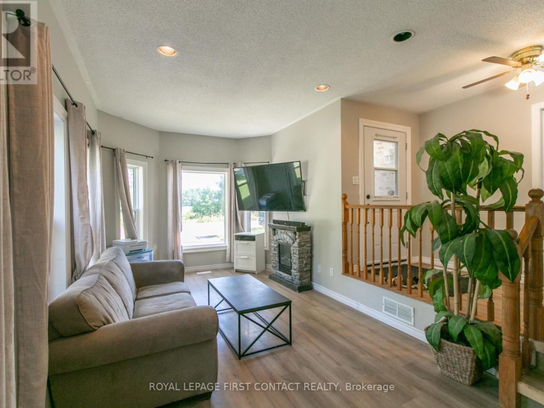 3905 LONGFORD MILLS ROAD, 