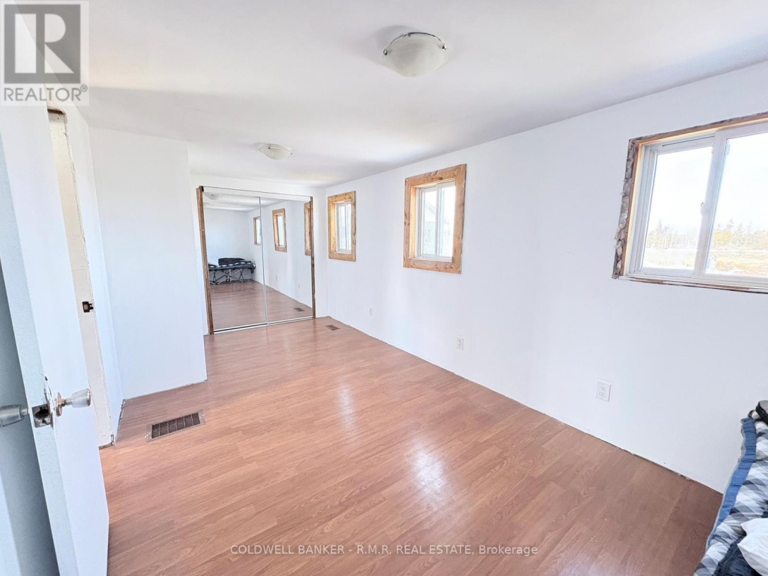 268 MCGUIRE BEACH ROAD, Canal Lake