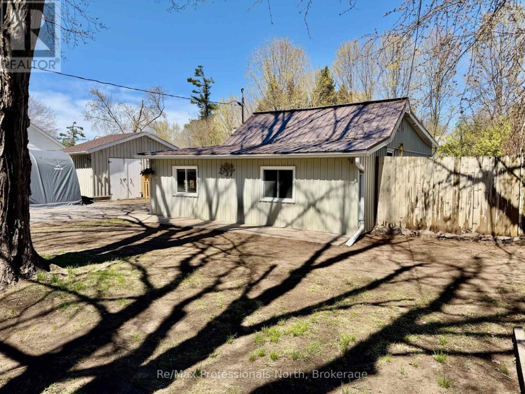 550 PINEDALE ROAD, Gravenhurst (Muskoka (S))
