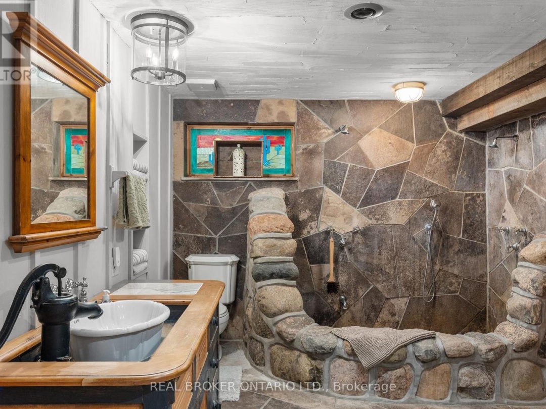 3686 AGNEW ROAD, 