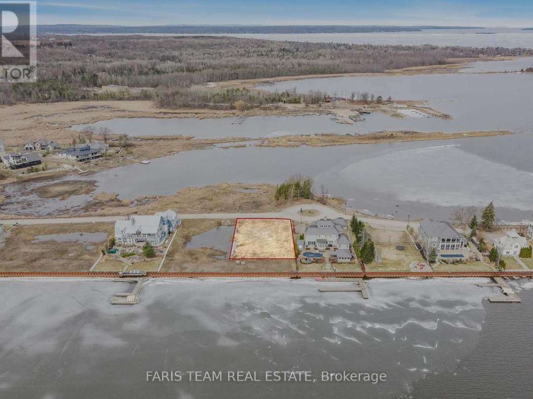 35 - 77 DOCK LANE, Georgian Bay