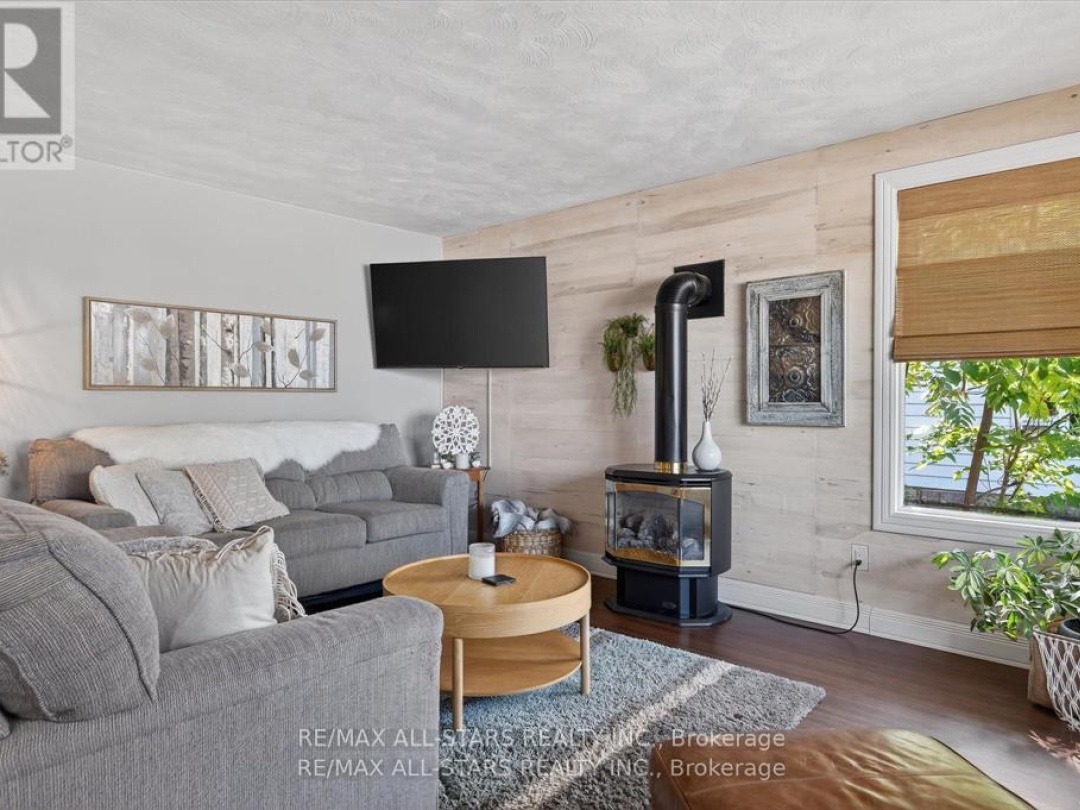 34 WILLIAM STREET, Kawartha Lakes (Bobcaygeon)