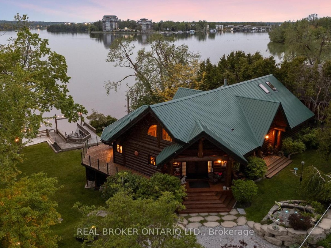 99 CREIGHTON STREET, Lake Simcoe