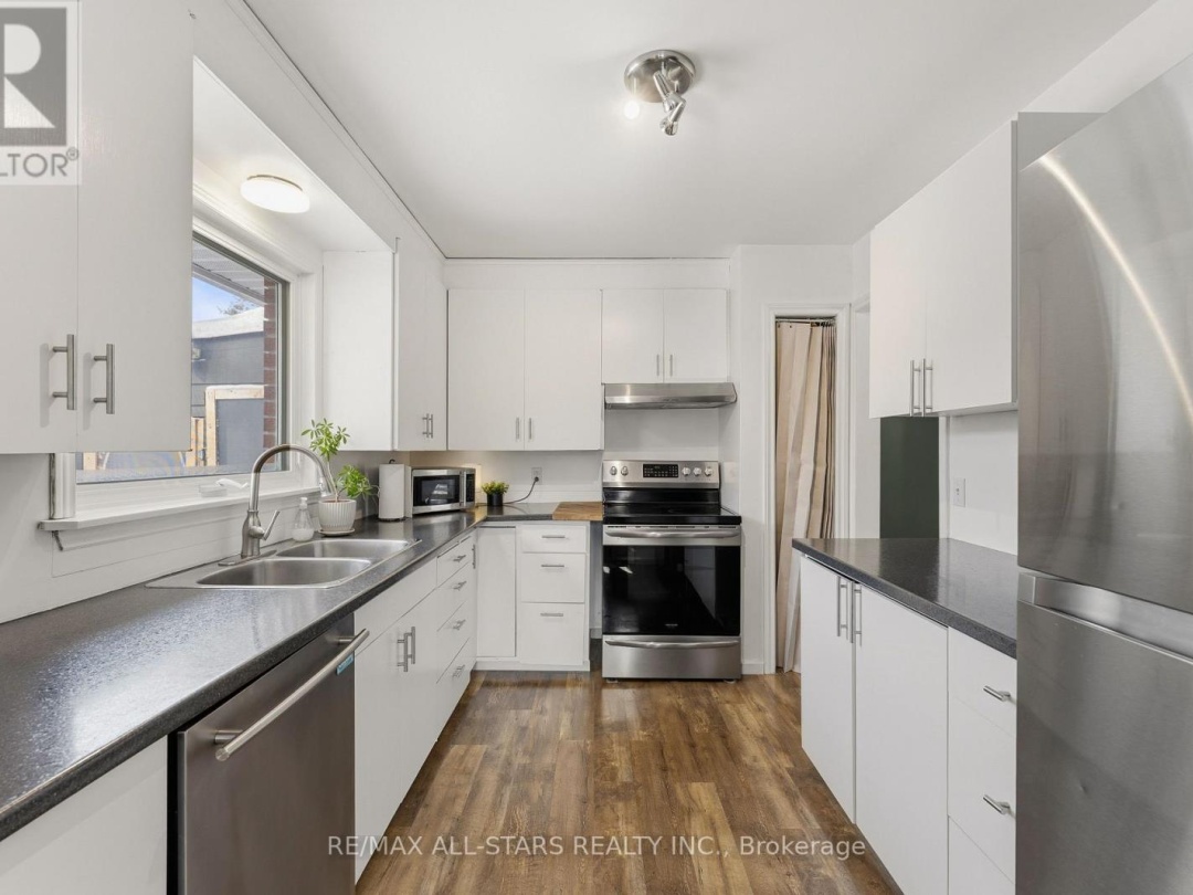 49 KENNEDY DRIVE, Kawartha Lakes (Fenelon Falls)
