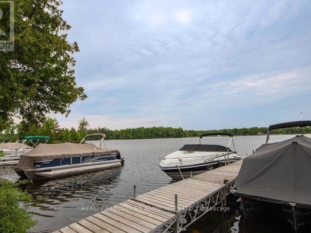 211 ALPINE LAKE ROAD, Pigeon Lake