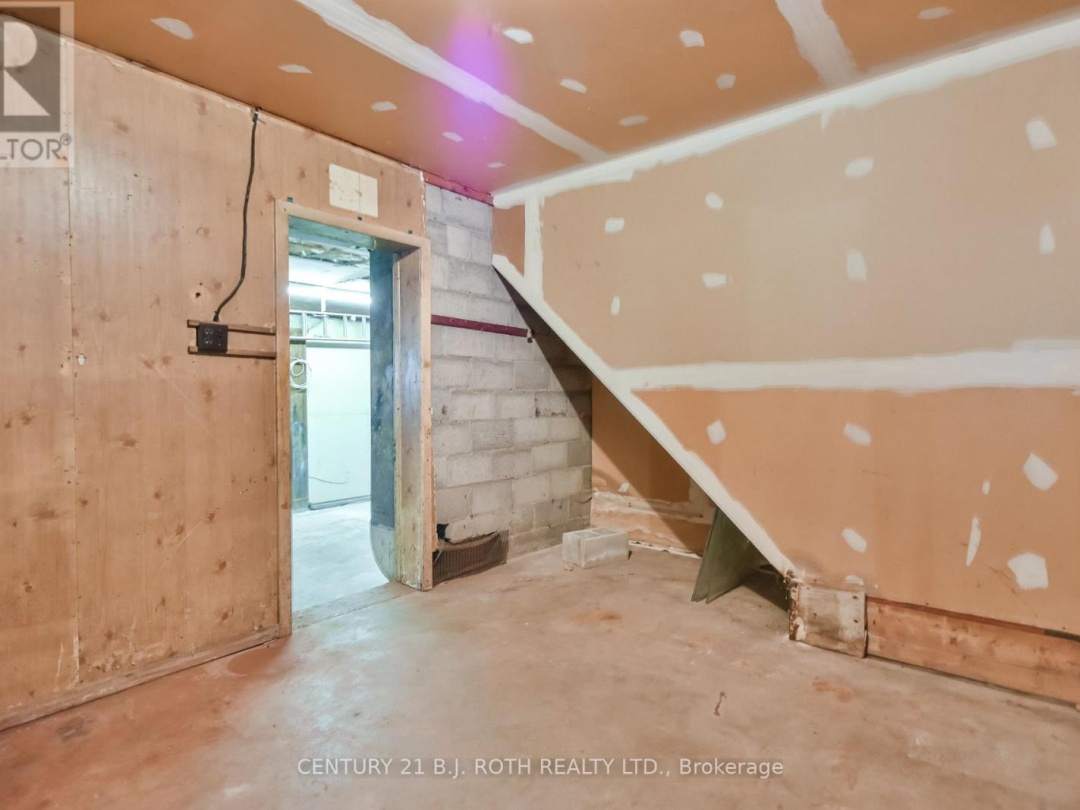 19 SOUTH STREET, Orillia