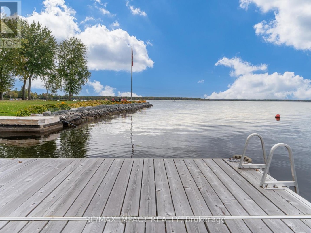 8 SYLVAN COURT, 
