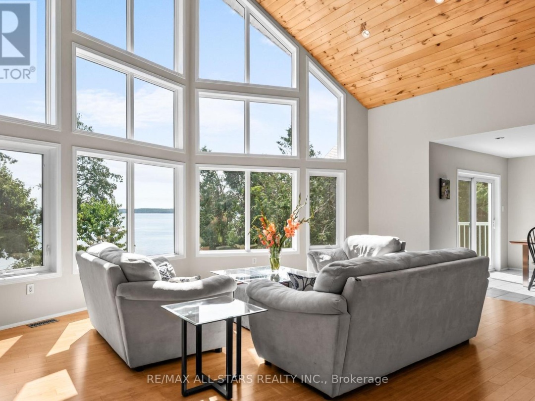 9 BRIAR STREET, Sturgeon Lake