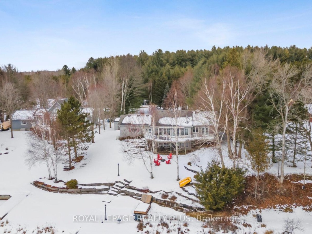 16 BLACK BEAR DRIVE, Burnt River