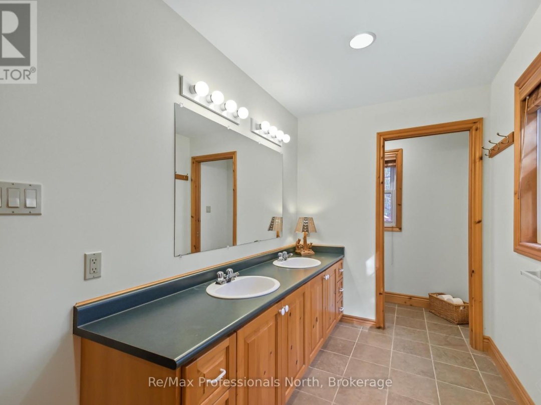 38 - 1090 ARUNDEL LODGE ROAD, Lake Muskoka