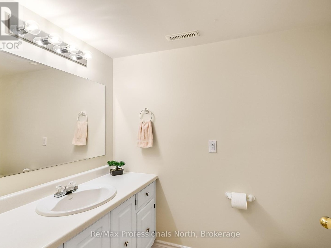 136 HEDGEWOOD LANE, 