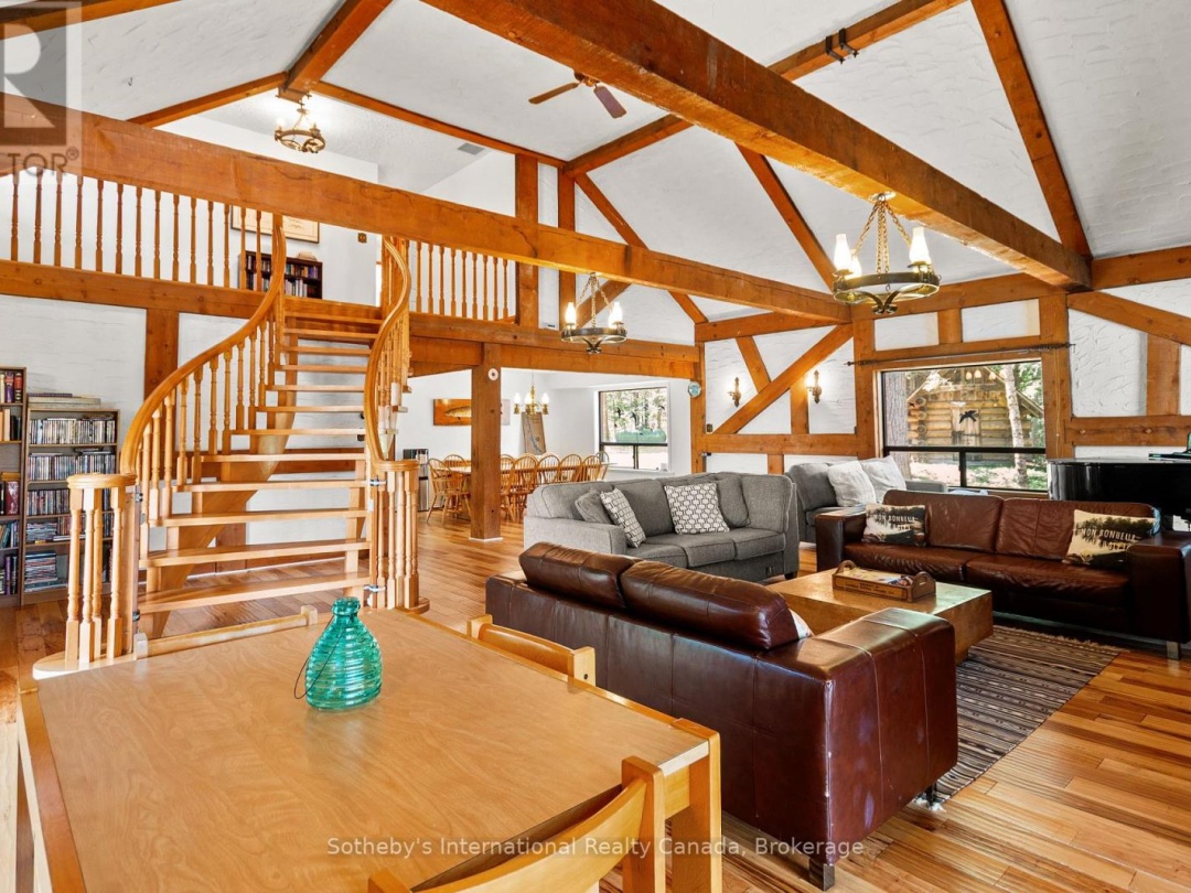 88 CAUSEWAY ROAD, Gibson Lake