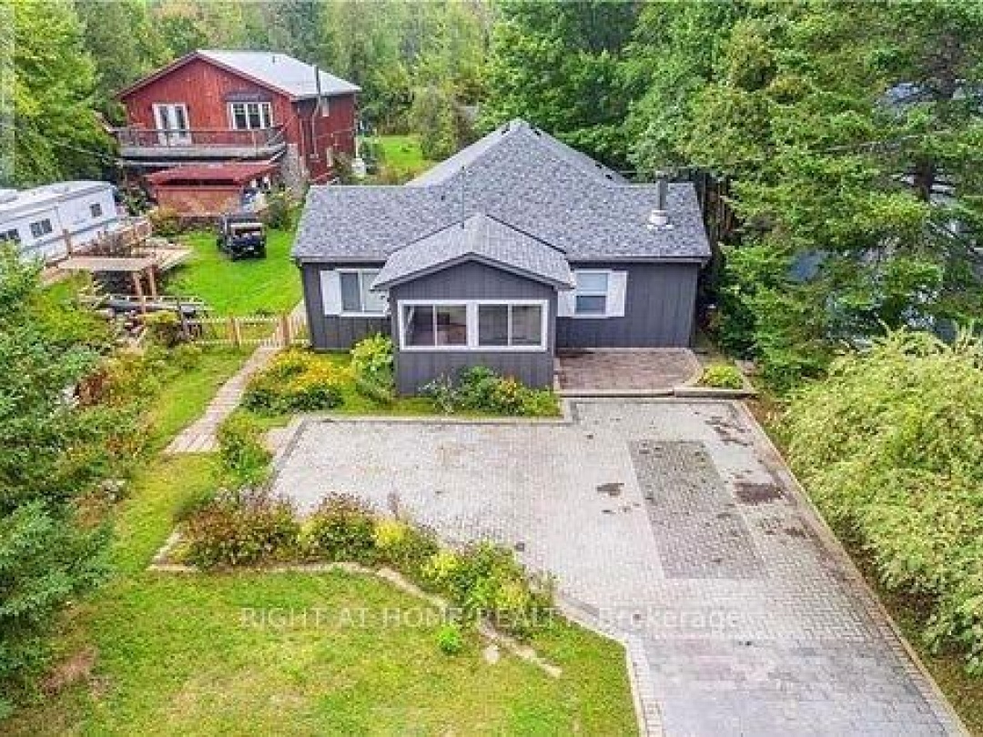 71 ANTIQUARY ROAD, Canal Lake