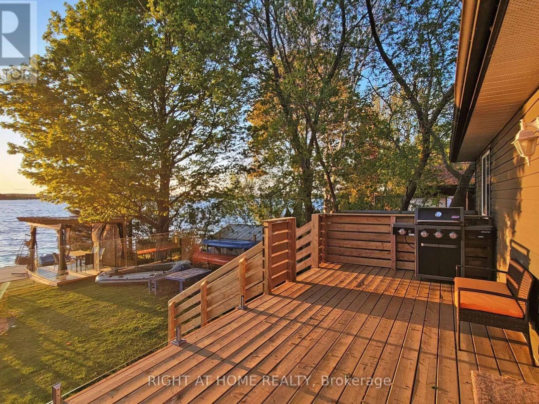 62 ANTIQUARY ROAD, Canal Lake