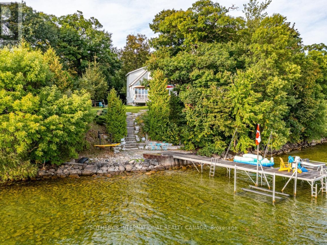1 & 2 IVY LANE, Lake Simcoe