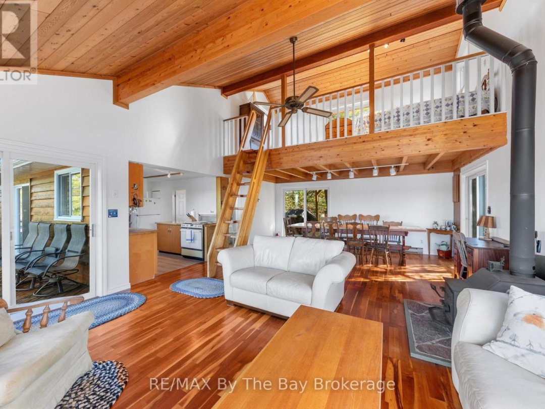 2 ISLAND 2890, Georgian Bay