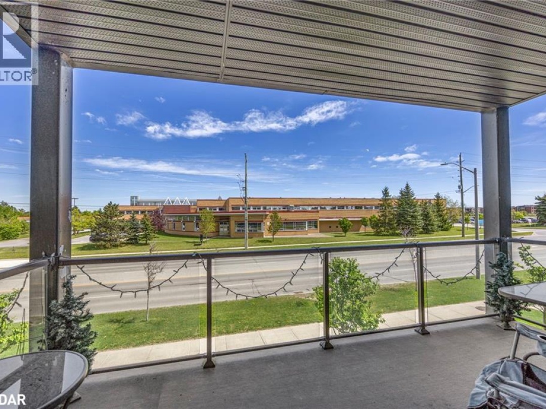 720 YONGE Street Unit# 205, 