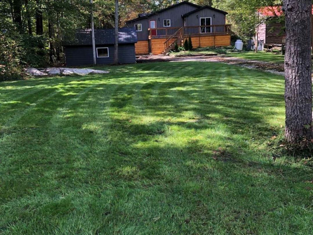 7672 DONER DRIVE, Green River