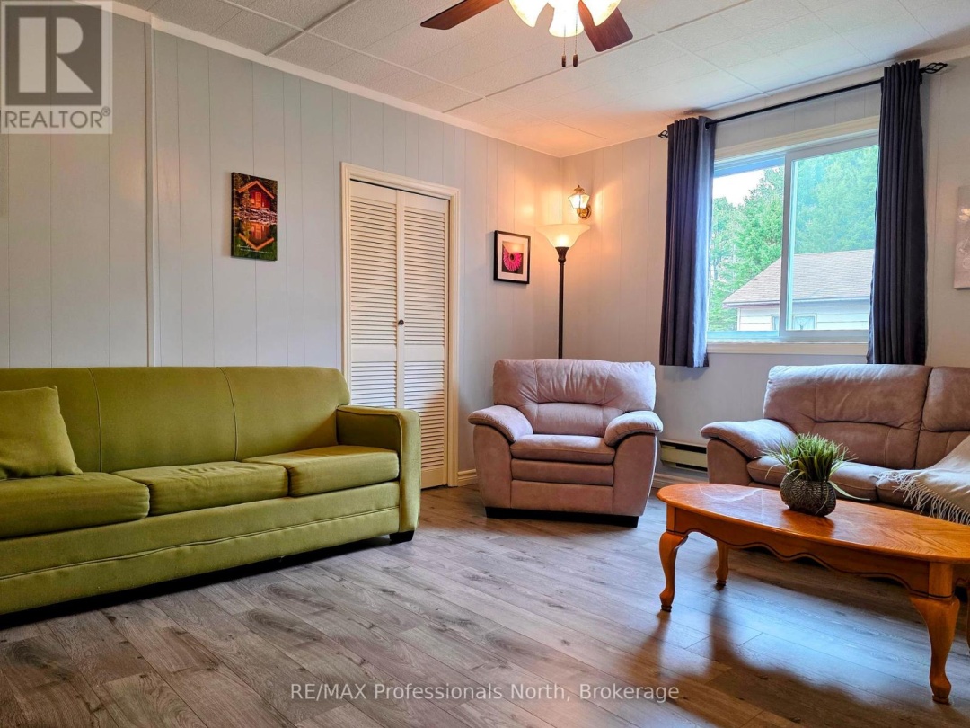1037 WEST ROAD, Minden Hills (Minden)