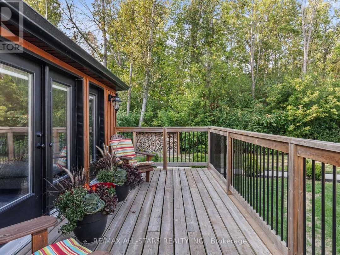36 STINSON'S BAY ROAD, 