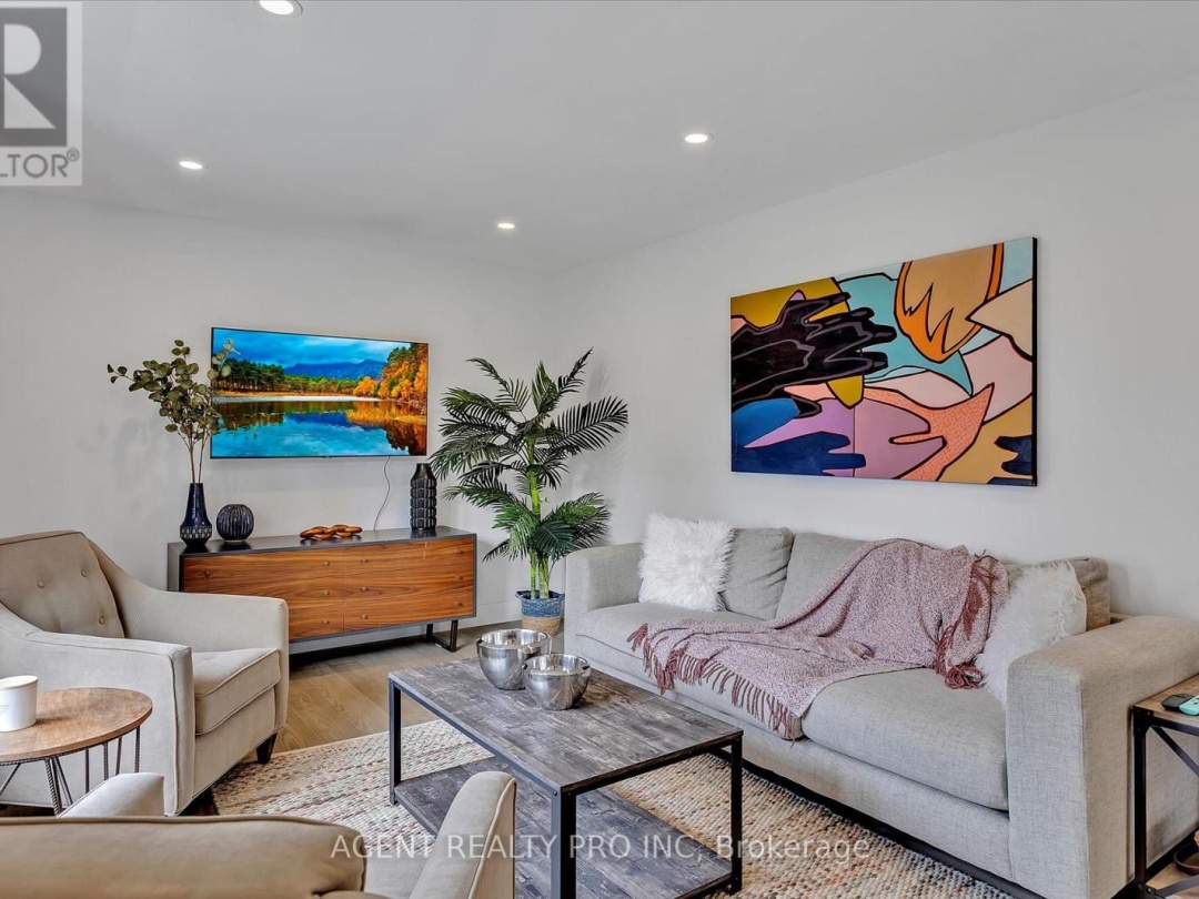 21 ORIOLE ROAD, Cameron Lake
