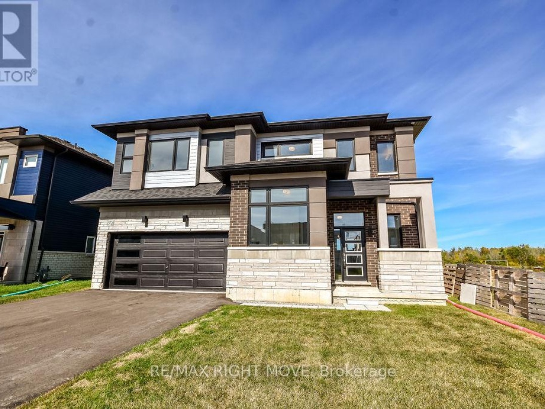 3721 QUAYSIDE DRIVE, Severn (West Shore)