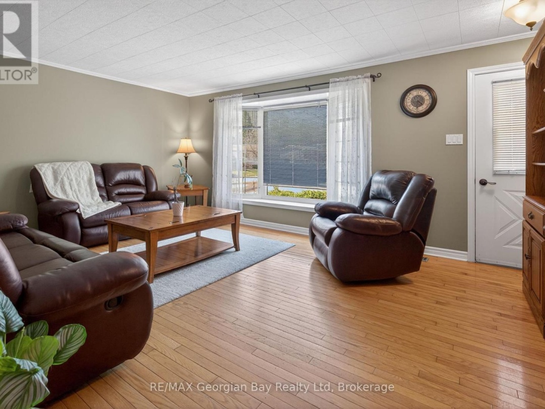 919 EIGHTH AVENUE, Tay (Port McNicoll)