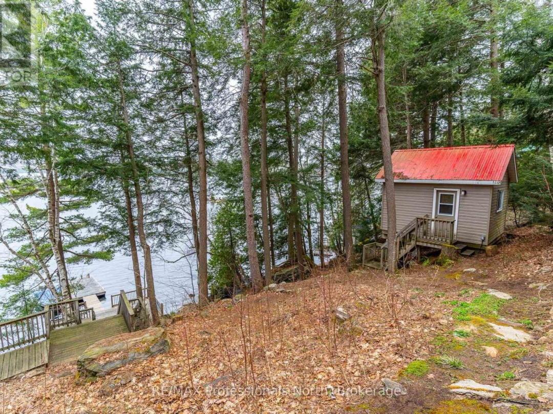 5997 KENNISIS LAKE ROAD, 