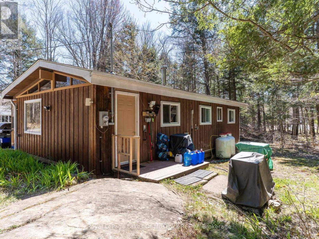 35 BRENNAN CIRCLE, Lake Vernon