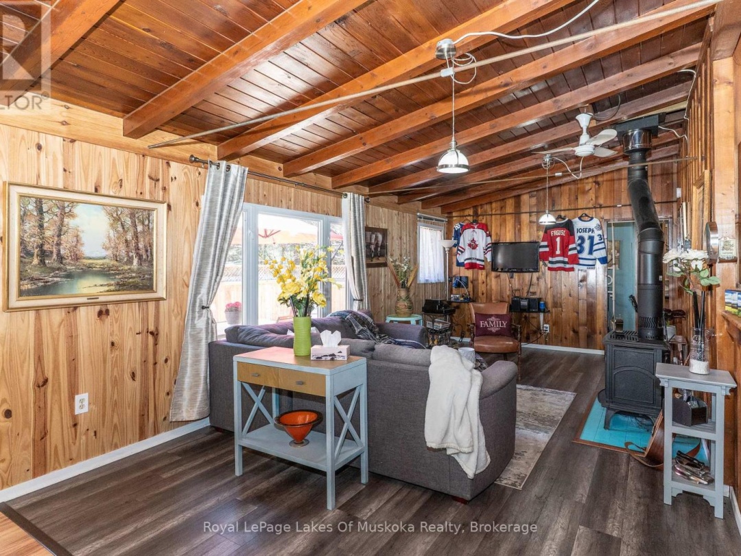 35 BRENNAN CIRCLE, Lake Vernon