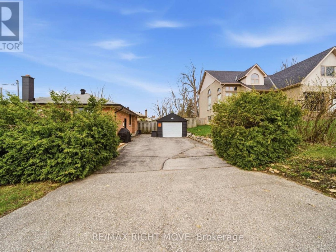 84 BRANT STREET W, Orillia
