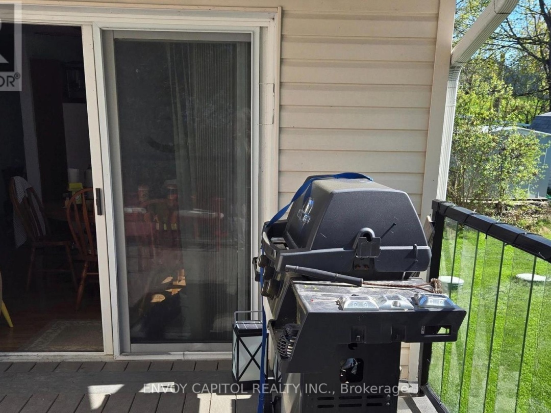 2303 THURSTONIA ROAD, Sturgeon Lake