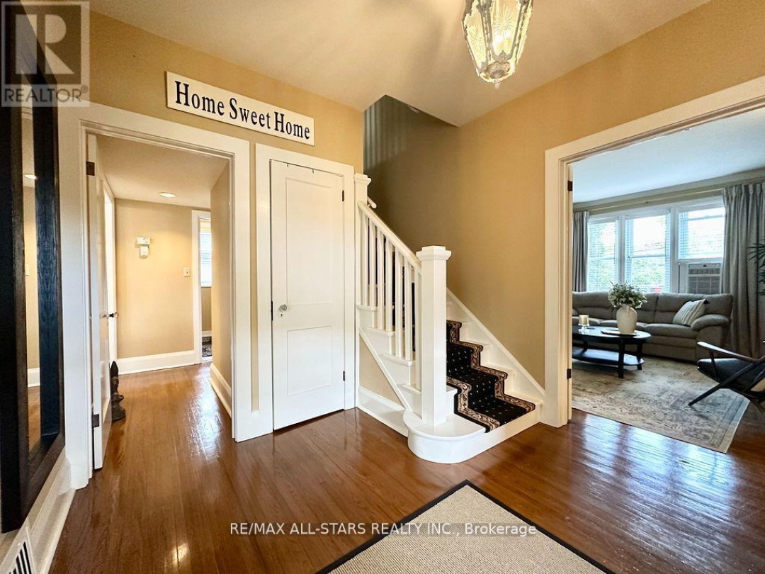 18 JOSEPH STREET, Kawartha Lakes (Bobcaygeon)