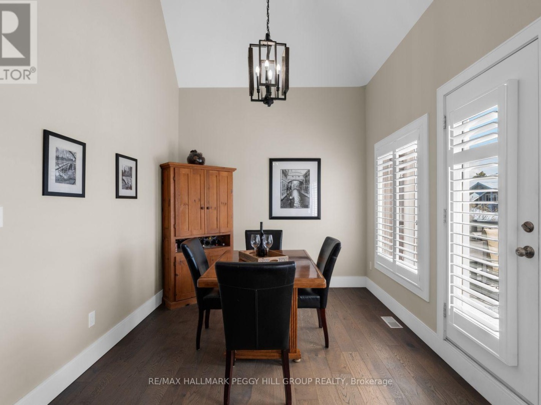 21 - 10 INVERMARA COURT, Lake Simcoe