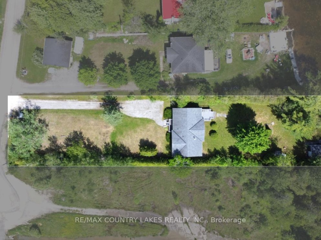 275 MCGUIRE BEACH ROAD, Canal Lake