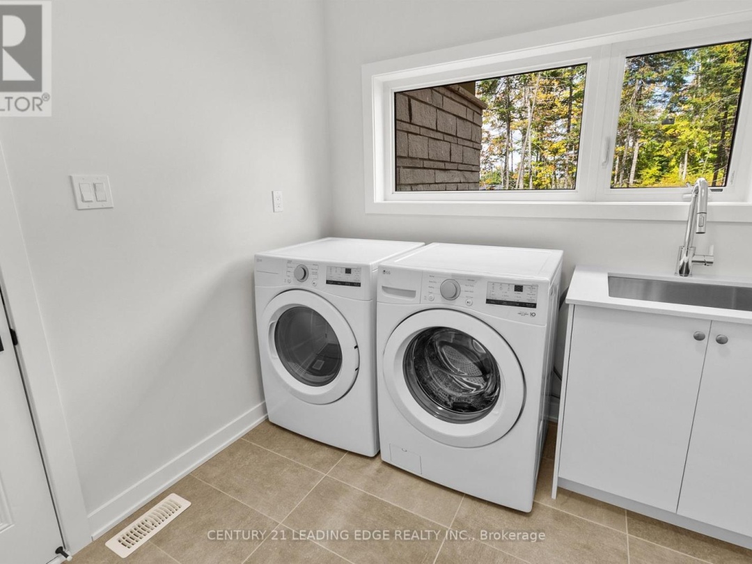 1023 KINGSRIDGE COURT, Lake of Bays (Franklin)