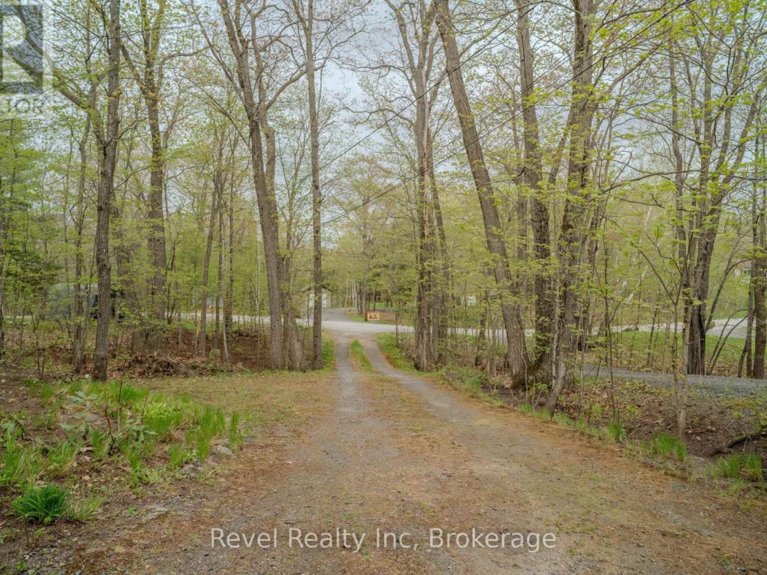 14 SWALLOW ROAD, Miller Lake