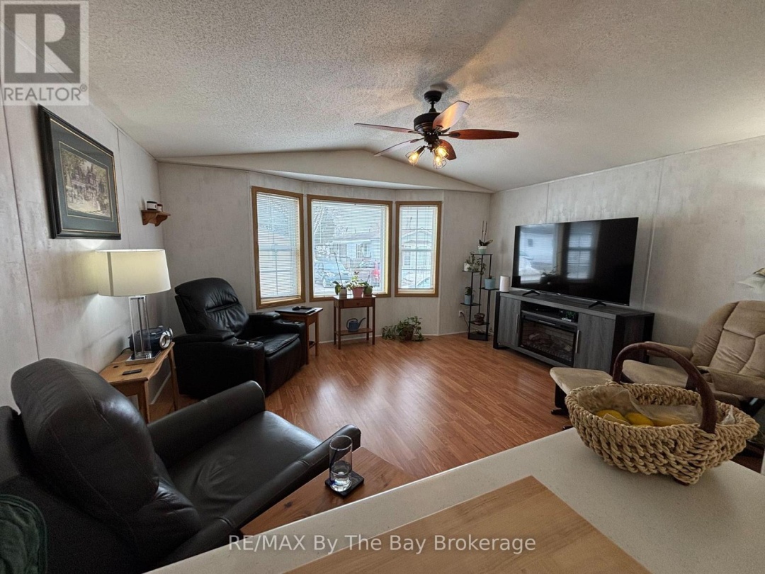 4117 ELAINE STREET, Severn