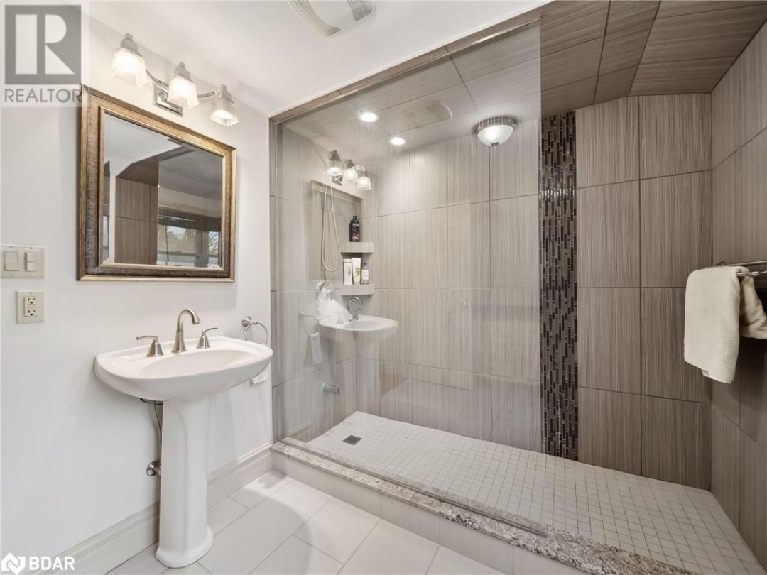 1012 COWBELL Lane, 