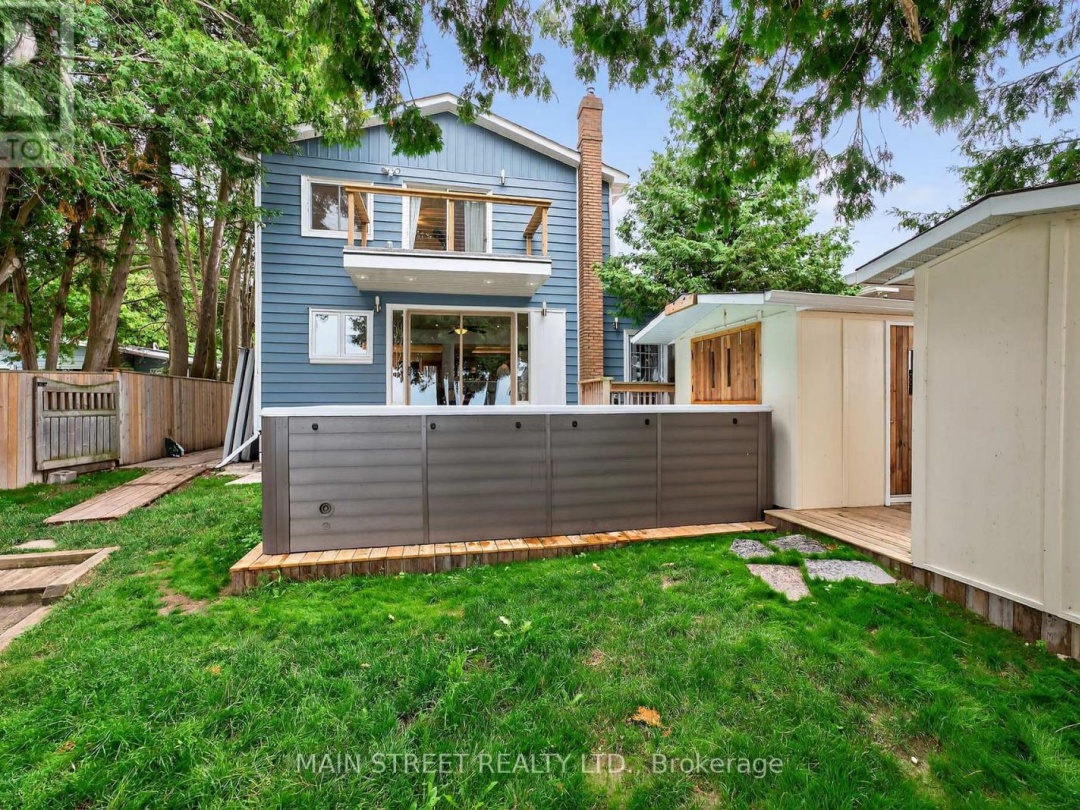 142 CEDAR BEACH ROAD, Lake Simcoe