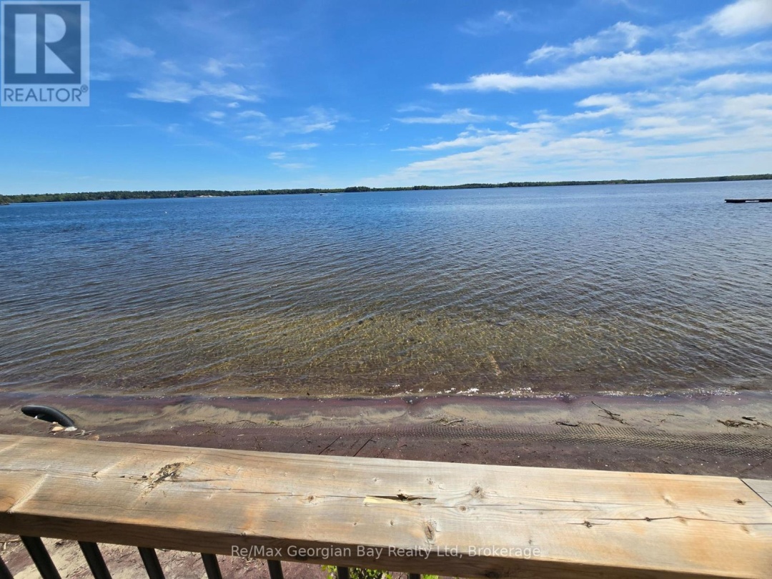 1230 GRANDVIEW LODG ROAD, Sparrow Lake
