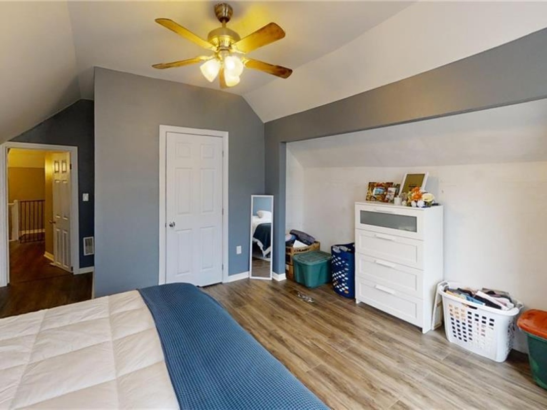 2214 CONCESSION 10 Road, 