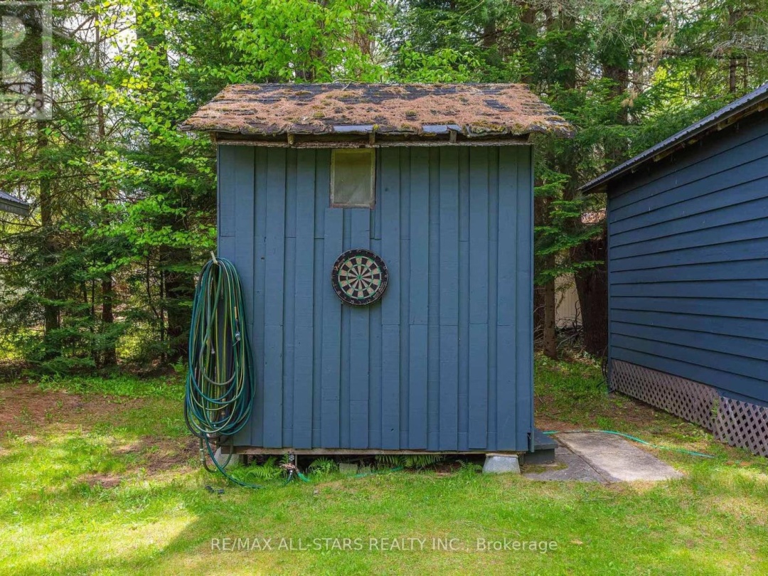 24 RELAX AVENUE, Gull River