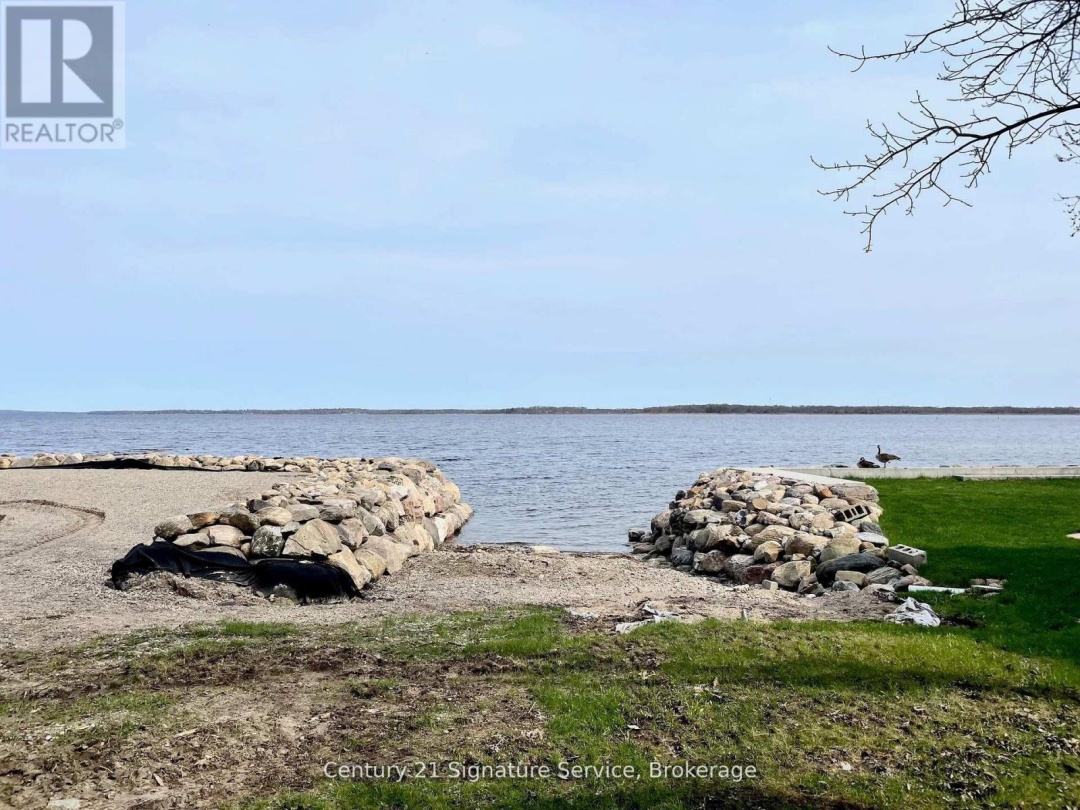 257 ROBINS POINT ROAD, 