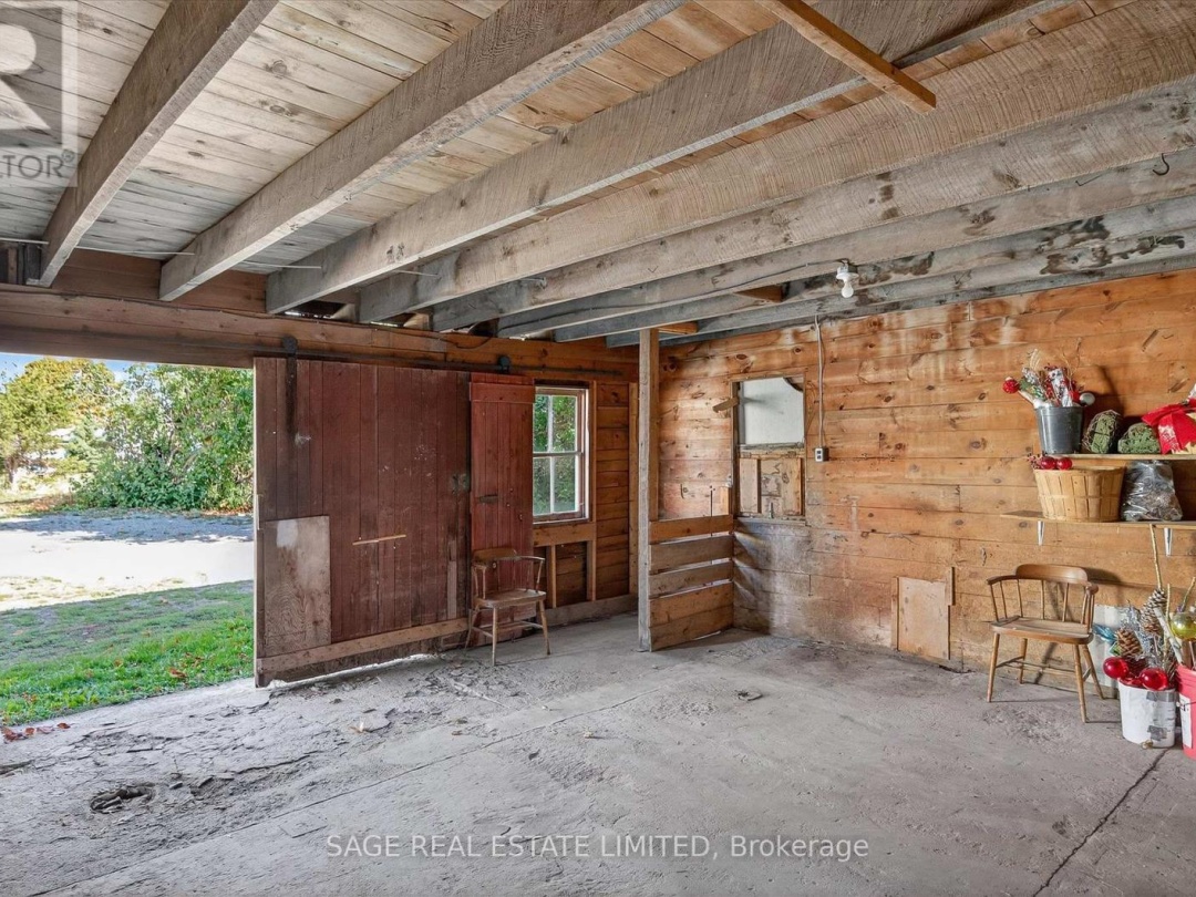 33 JOHN STREET, Kawartha Lakes (Bobcaygeon)