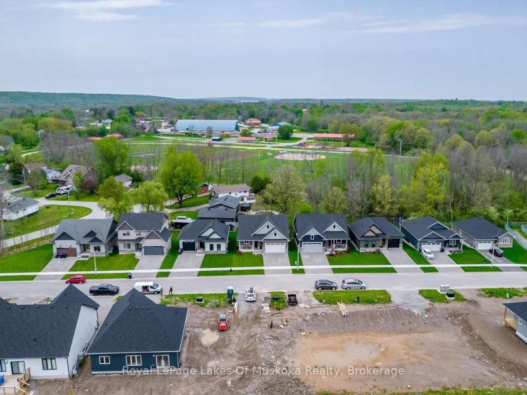132 BRANDON AVENUE, Severn (Coldwater)