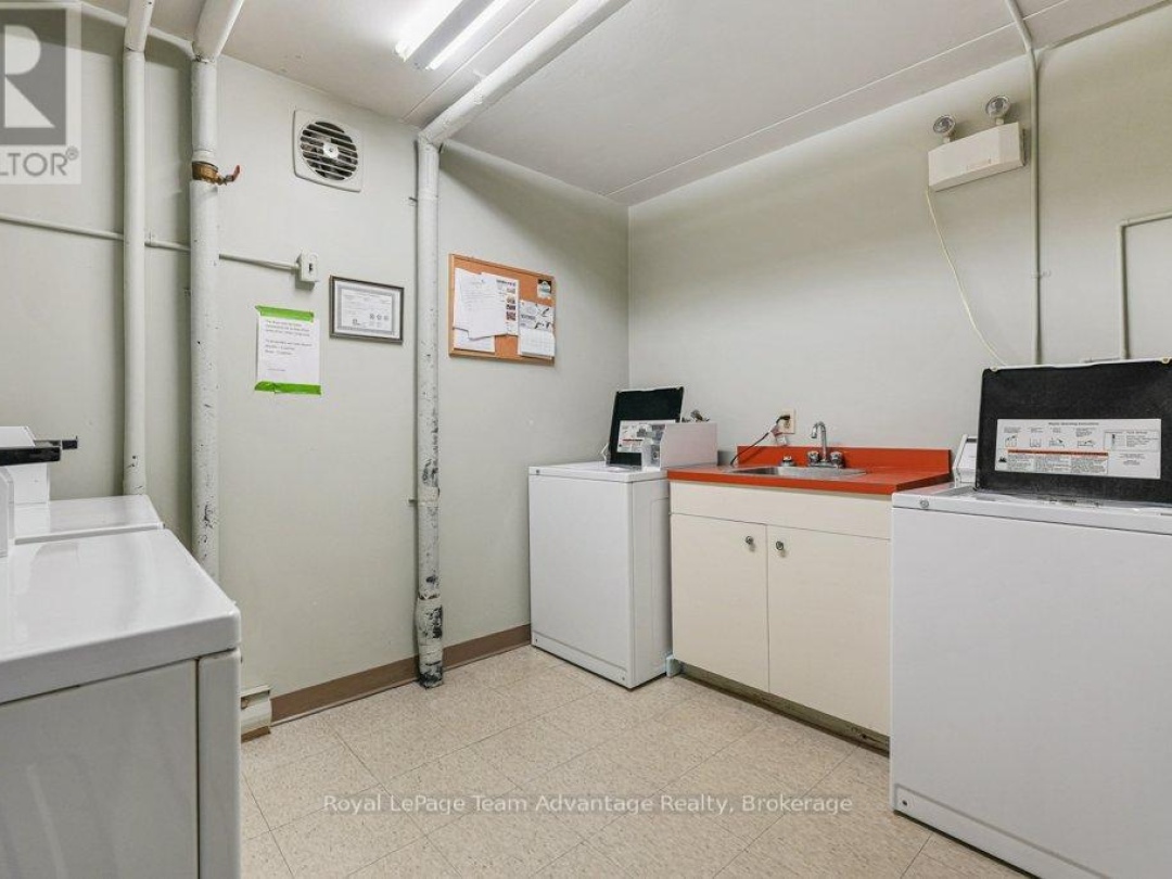 103 - 100 BEACONVIEW HEIGHTS, 