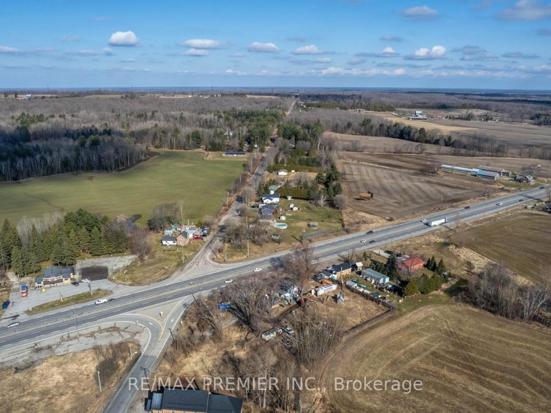 8665 HWY 11, Severn (West Shore)