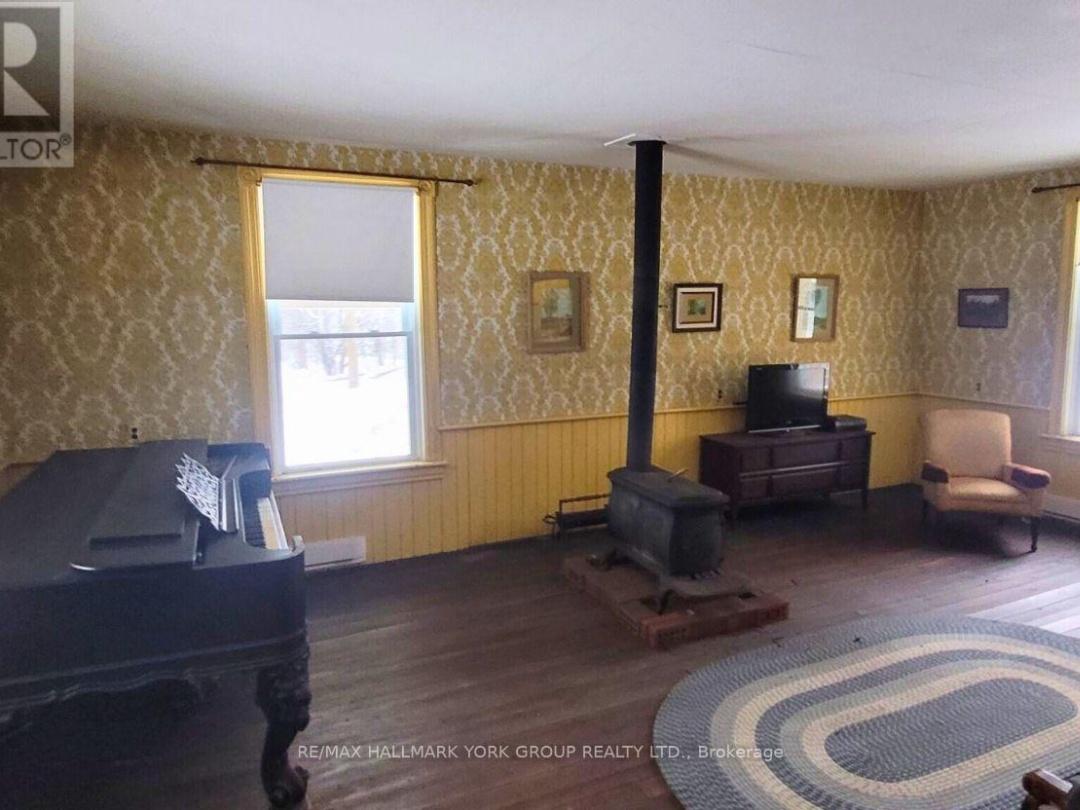 B40508 CENTER ROAD, Lake Simcoe